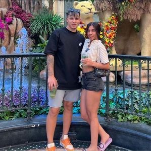 Meet your Posher, Jumay